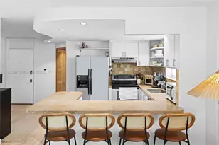 949 Pennsylvania Ave, Miami Beach, FL 33139 - Photo 2