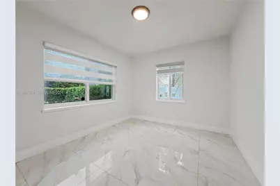 660 S Biscayne River Dr, Miami, FL 33169 - Photo 24
