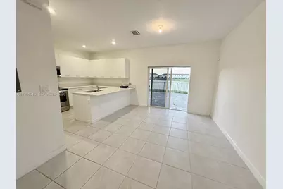 2377 NW 122nd Ter #2377, Miami, FL 33167 - Photo 12