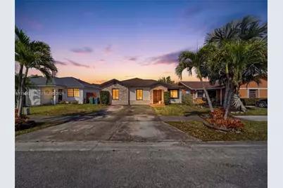 17990 SW 134th Ct, Miami, FL 33177 - Photo 2