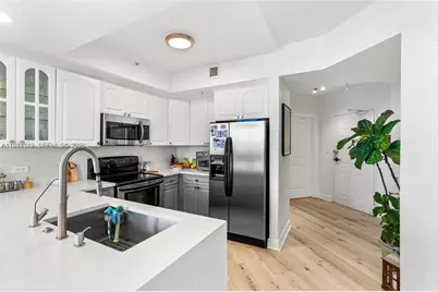 2301 SW 27th Ave #1203, Miami, FL 33145 - Photo 8