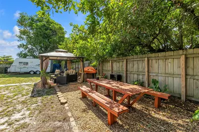 1224 NW 18th St, Fort Lauderdale, FL 33311 - Photo 26