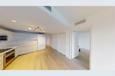 55 SW 9th St #2010, Miami, FL 33130 - Photo 6