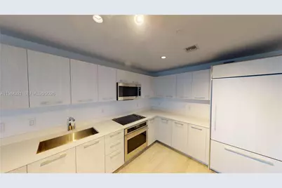 55 SW 9th St #2010, Miami, FL 33130 - Photo 2