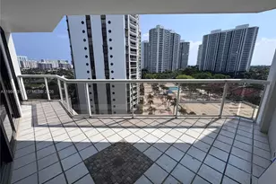 3610 Yacht Club Dr, Aventura, FL 33180 - Photo 10