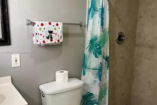 12135 SW 182nd Terrace, Miami, FL 33177 - Photo 4