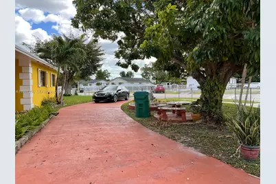 12135 SW 182nd Ter #12135, Miami, FL 33177 - Photo 2