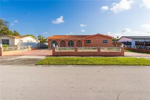 2791 Village Green Dr, Miami, FL 33175 - Photo 16