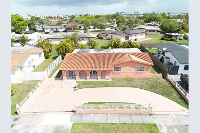 2791 Village Green Dr, Miami, FL 33175 - Photo 2