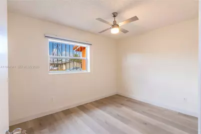 2791 Village Green Dr, Miami, FL 33175 - Photo 32