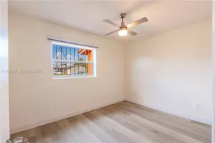 2791 Village Green Dr, Miami, FL 33175 - Photo 32