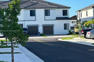 13637 SW 157th Pl, Miami, FL 33196 - Photo 1