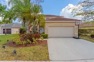627 Willow Bend Rd, Weston, FL 33327 - Photo 1