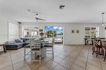 627 Willow Bend Rd, Weston, FL 33327 - Photo 8