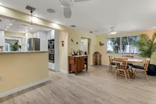 222 SW 7th St, Dania Beach, FL 33004 - Photo 18