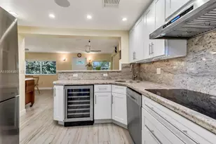 222 SW 7th St, Dania Beach, FL 33004 - Photo 4
