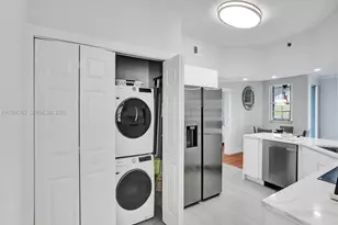 3245 NE 184th St, Aventura, FL 33160 - Photo 8