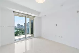 20000 E Country Club Dr, Aventura, FL 33180 - Photo 24