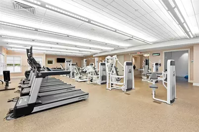 20000 E Country Club Dr #1109, Aventura, FL 33180 - Photo 44