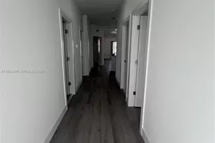 721 Ivan Ave S, Lehigh Acres, FL 33973 - Photo 8