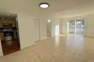4721 NW 7th St, Miami, FL 33126 - Photo 2