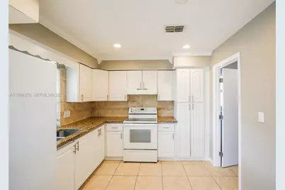 4314 Taft St, Hollywood, FL 33021 - Photo 8