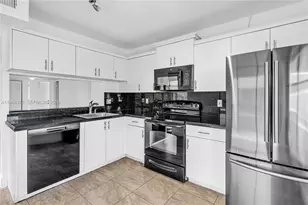 1403 S Liberty Ave, Homestead, FL 33034 - Photo 6