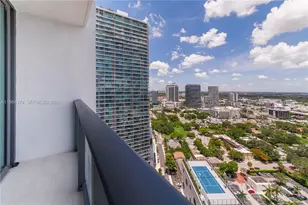 650 NE 32nd St, Miami, FL 33137 - Photo 14