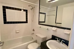 1521 Lenox Ave., Miami Beach, FL 33139 - Photo 14