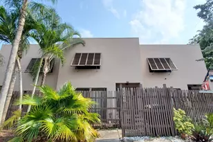 12266 NW 10th St, Pembroke Pines, FL 33026 - Photo 1