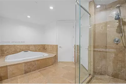 5959 Collins Ave #1503, Miami Beach, FL 33140 - Photo 28