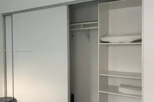 801 15th St, Miami Beach, FL 33139 - Photo 10