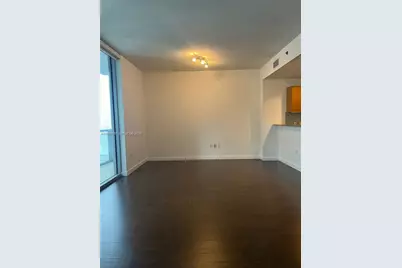 1050 Brickell Ave #3122, Miami, FL 33131 - Photo 4