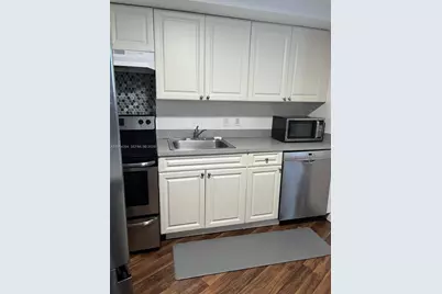 1 Glen Royal Pkwy #603, Miami, FL 33125 - Photo 14