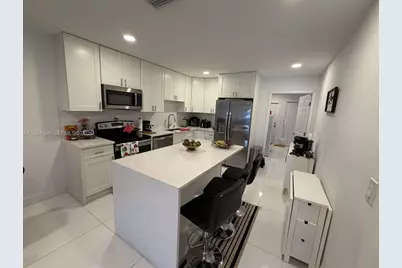 230 NE 9th Ave, Deerfield Beach, FL 33441 - Photo 4