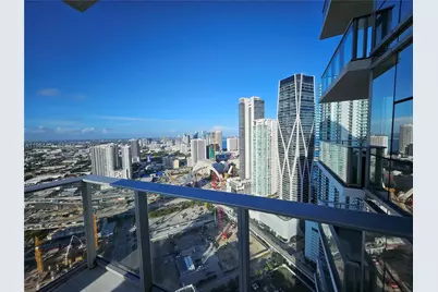 851 NE 1st Ave #4000, Miami, FL 33132 - Photo 20