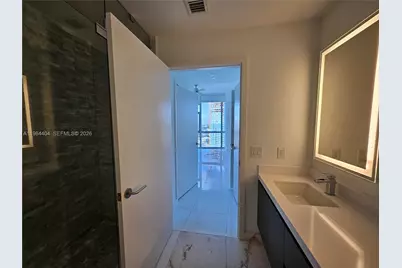 851 NE 1st Ave #4000, Miami, FL 33132 - Photo 34