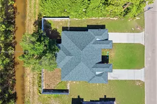 4719 28th St SW, Lehigh Acres, FL 33973 - Photo 2