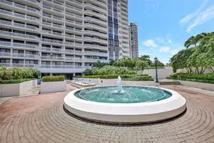 1000 Island Blvd, Aventura, FL 33160 - Photo 32