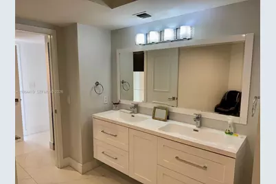 1000 Island Blvd #1410, Aventura, FL 33160 - Photo 14