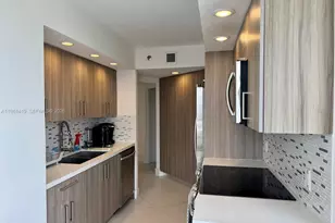 1000 Island Blvd, Aventura, FL 33160 - Photo 10