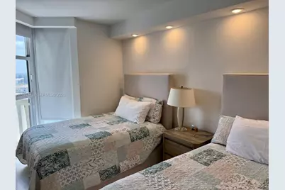 1000 Island Blvd #1410, Aventura, FL 33160 - Photo 18