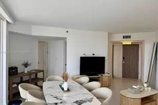 1000 Island Blvd, Aventura, FL 33160 - Photo 4