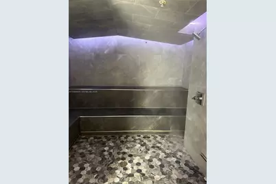 31 SE 5th St #3916, Miami, FL 33131 - Photo 58