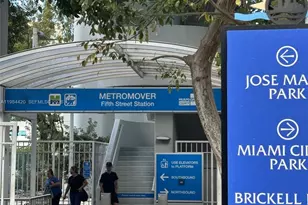 31 SE 5th St, Miami, FL 33131 - Photo 70