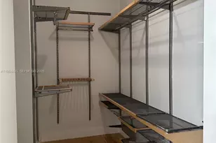 31 SE 5th St, Miami, FL 33131 - Photo 30