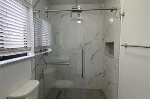 15831 SW 139th Pl, Miami, FL 33177 - Photo 12