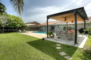 15831 SW 139th Pl, Miami, FL 33177 - Photo 16