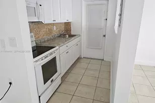 16851 NE 21st Ave, North Miami Beach, FL 33162 - Photo 4