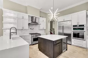 10291 Sweet Bay St, Plantation, FL 33324 - Photo 4